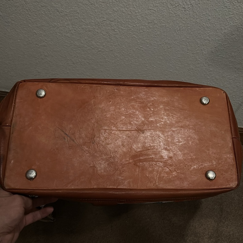 Authentic Guatemalan Leather Hand Embroidered Ove… - image 5